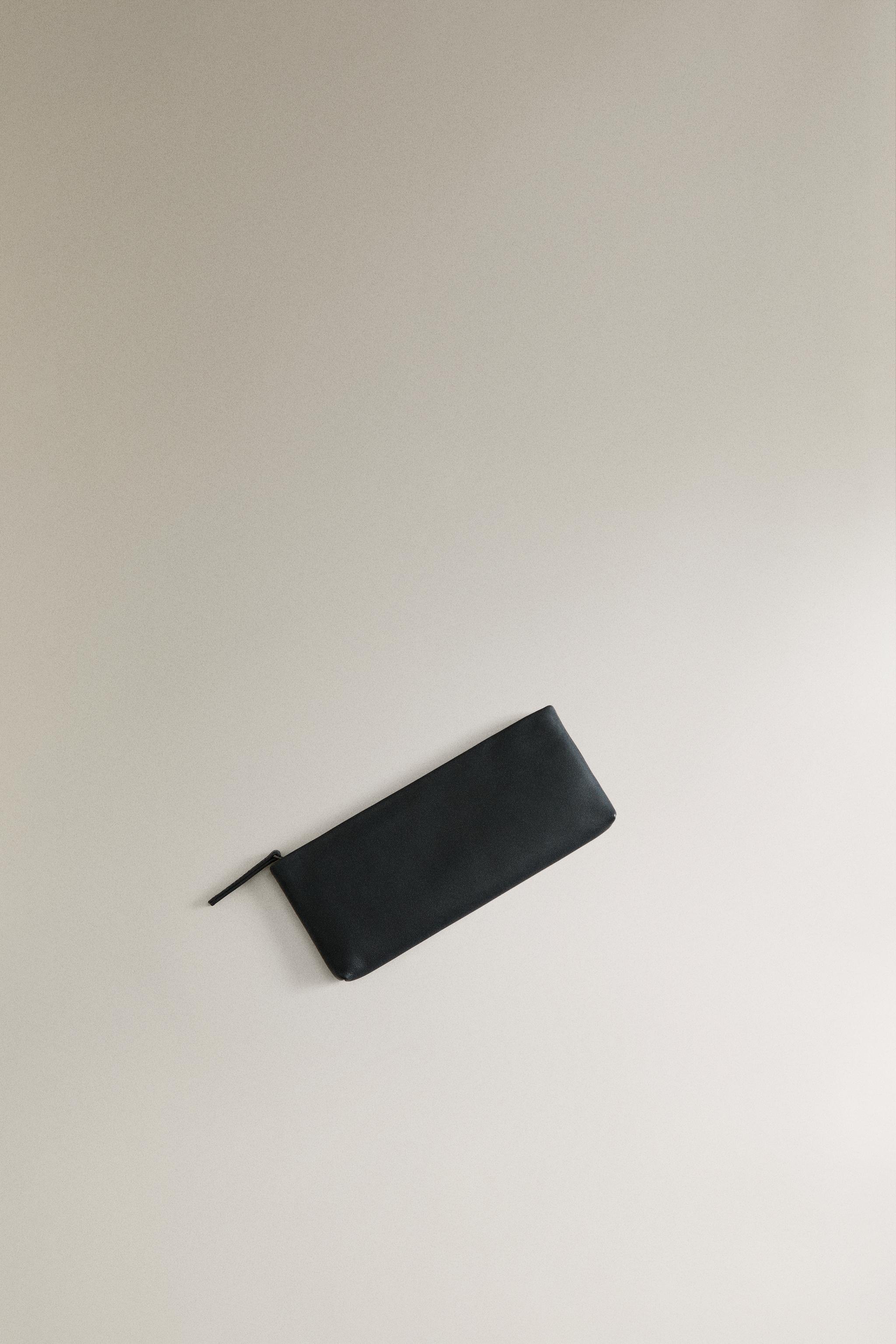 LEATHER STORAGE CASE